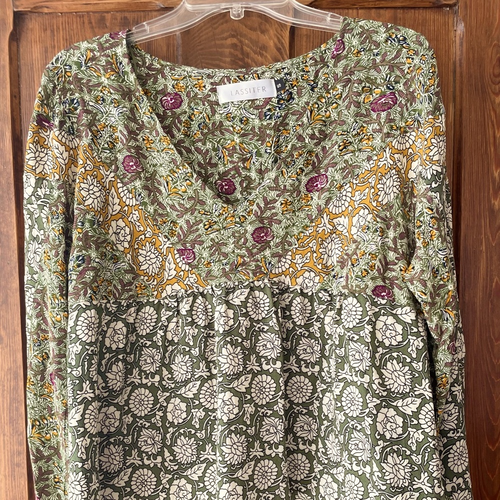 Lassiter Green Yellow Purple Peasant Top S